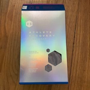 Under Armour womens recovery long sleeve shirt size small NWT